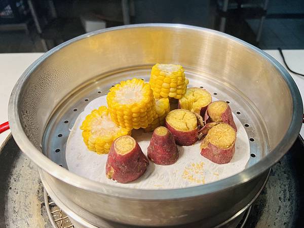 IMG_E2213.JPG IMG_E2213.JPG