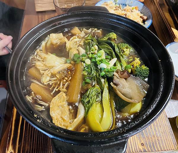 IMG_E5945.JPG IMG_E5945.JPG