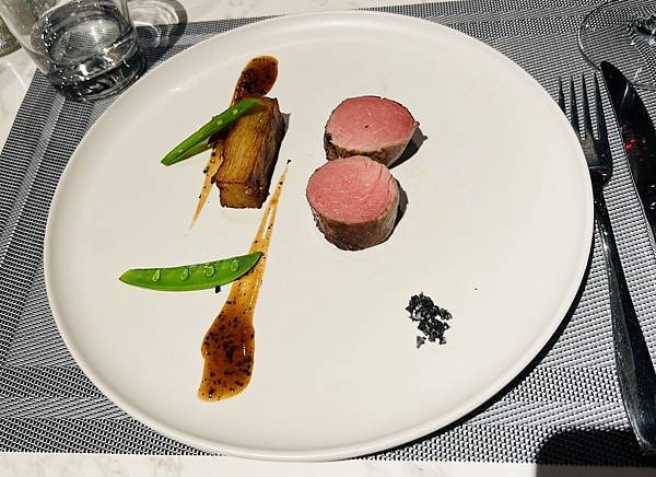 IMG_E8851.JPG IMG_E8851.JPG