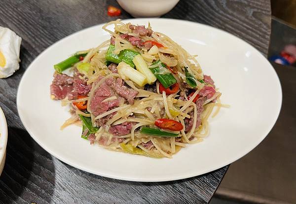 八傻三萌之牛老大涮牛肉聚會 八傻三萌之牛老大涮牛肉聚會