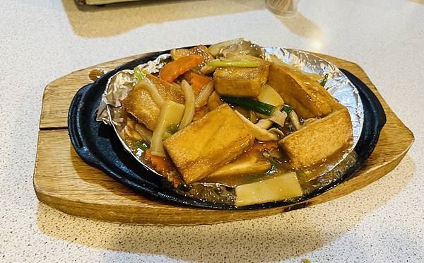 家庭與小孩處理部門112年迎新之福興園川菜餐廳 家庭與小孩處理部門112年迎新之福興園川菜餐廳