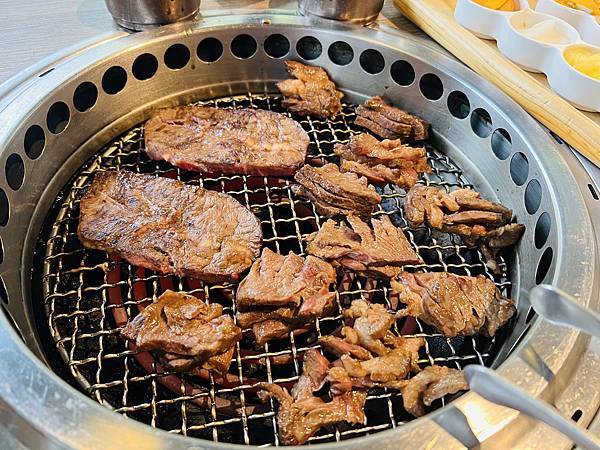 原燒日式燒肉的肉食男女肋眼牛套餐&華麗巨星鑽切牛套餐