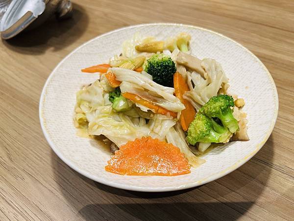 八月間三次饗泰多天母店聚餐 八月間三次饗泰多天母店聚餐