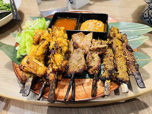 八月間三次饗泰多天母店聚餐 八月間三次饗泰多天母店聚餐