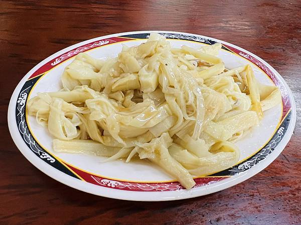 天氣變涼就想吃麻油料理之環記麻油雞