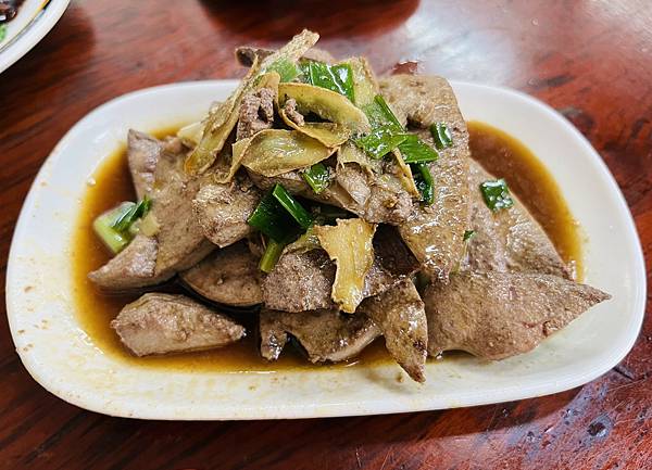 天氣變涼就想吃麻油料理之環記麻油雞