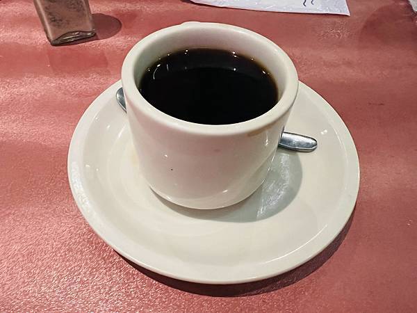 西元1978年就營業的老店-巧登西餐廳