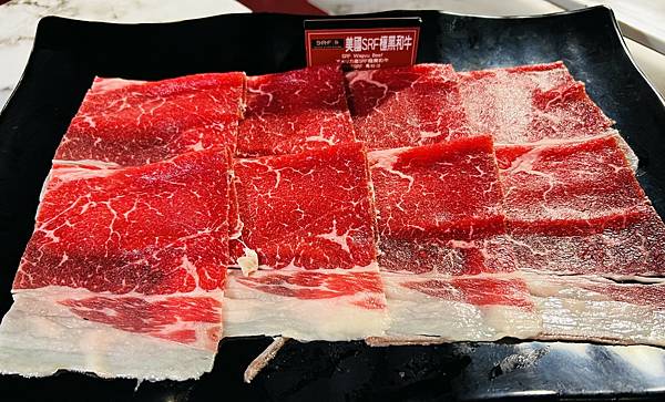 嚐鮮新馬辣經典麻辣鍋板橋店