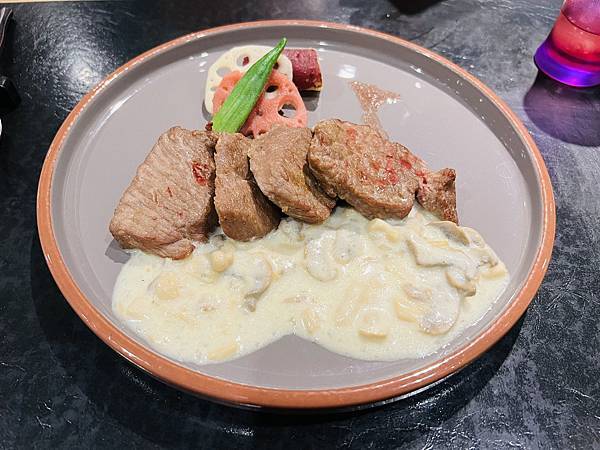假日生意很好的陶板屋板橋捷運新埔店