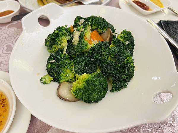 學弟阿皓歡送小珊之圓山大飯店金龍餐廳