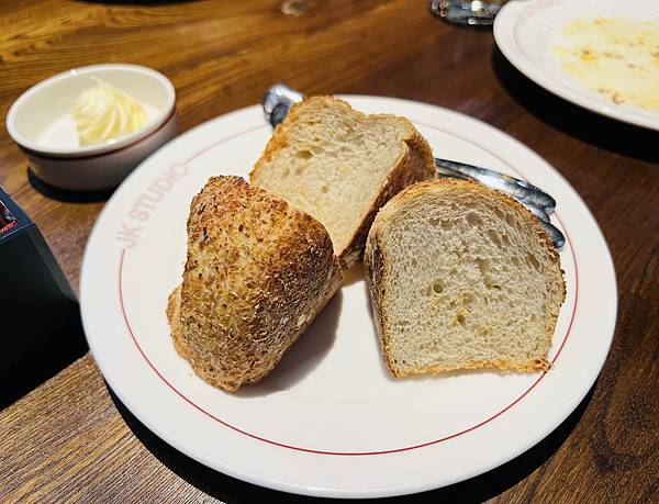 NOKE忠泰樂生活JK STUDIO法式餐酒館的慶生午餐 NOKE忠泰樂生活JK STUDIO法式餐酒館的慶生午餐