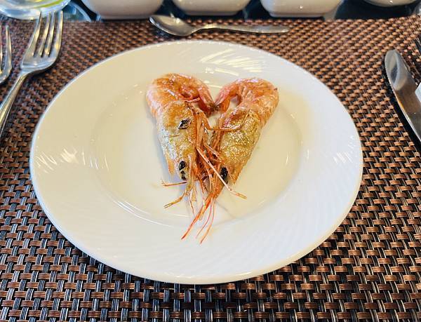 宜蘭知名的饗宴鐵板燒之慶生午餐～