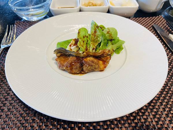 宜蘭知名的饗宴鐵板燒之慶生午餐～