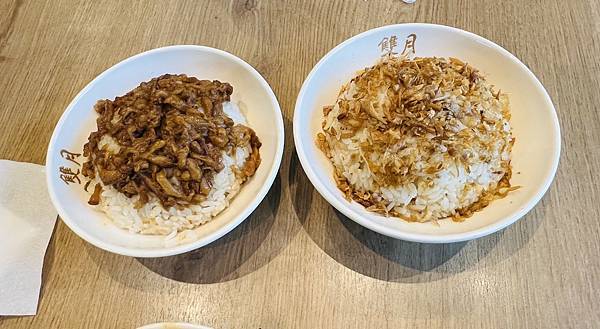 趁平日中午嚐鮮米其林必比登推薦之雙月食品社板橋店 趁平日中午嚐鮮米其林必比登推薦之雙月食品社板橋店