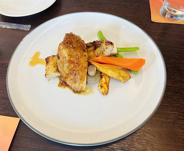 金牛座壽星小文慶生-呼吸之間Bistro