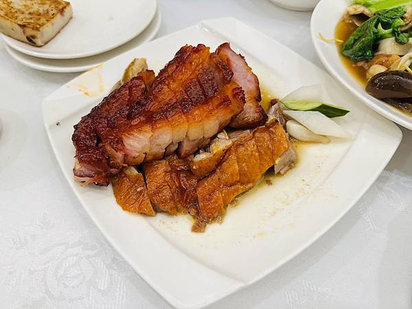 小正妹蓉請吃兄弟飯店梅花廳