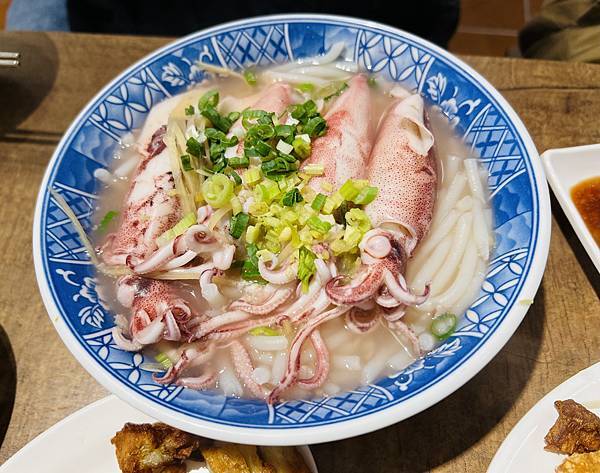 四月底開幕的胡饕米粉湯天母德東店