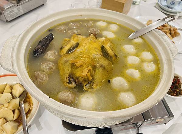 七傻品嚐無菜單料理之趙海真私廚