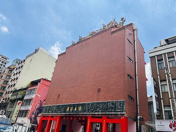 跨院區自揪業務交流之廟宇參拜祈福&牧山丘MuHills聚餐