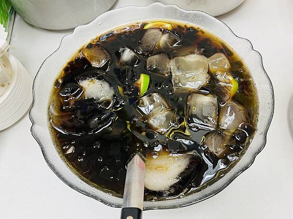 再次插花參加歡送阿忠學長的祝福感恩餐會!
