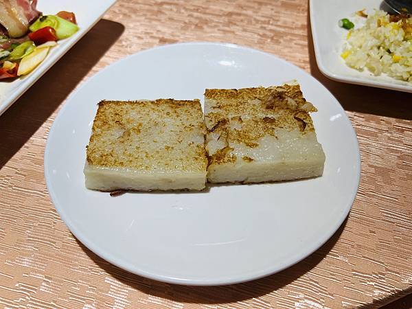 嚐鮮第一大飯店三樓的敘香園