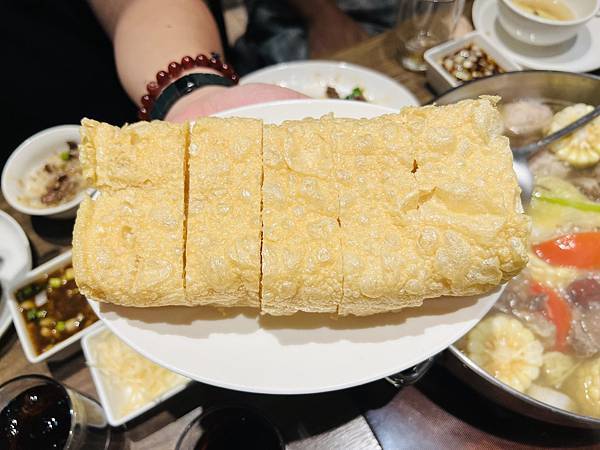 嚐鮮宣牛溫體牛肉火鍋(復興店)