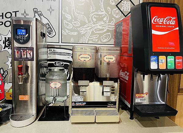 吃鍋的季節-尬鍋台北西門店