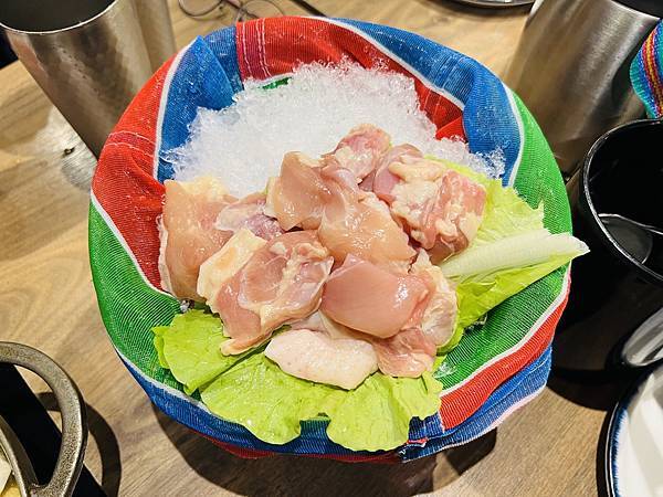 吃鍋的季節-尬鍋台北西門店