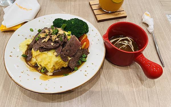 嚐鮮板橋的 Woosa洋食パンケーキ 屋莎洋食鬆餅屋