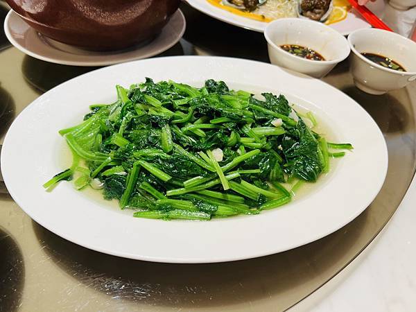 插花大仁哥&小能領軍工作團隊的聯合尾牙-興蓬萊大葉高島屋旗艦