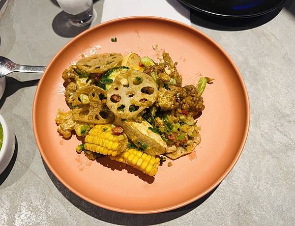 嚐鮮朝粥幫砂鍋粥與中華料理