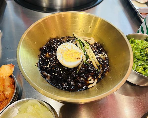 嚐鮮金咕친구 韓式原塊烤肉 台北西門店