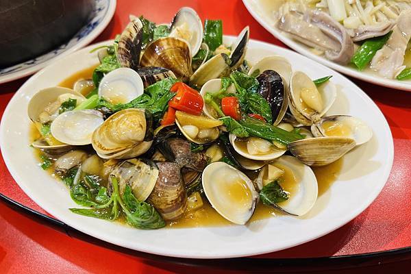四訪承德路四段的鵝肉川
