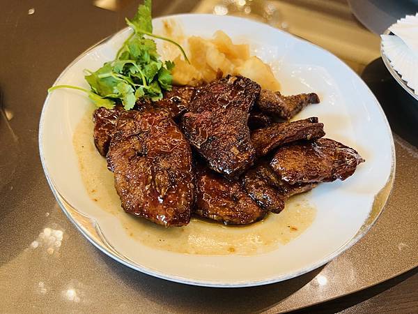 正妹軒慶生之米香台菜餐廳