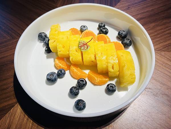 小文慶生之JUNTO同 粵菜餐酒館
