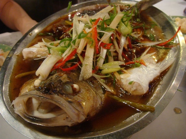 梅子清蒸魚