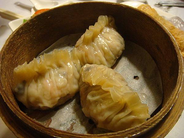 彩絲魚翅餃 彩絲魚翅餃
