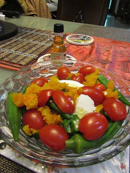 IMG_0037.JPG IMG_0037.JPG