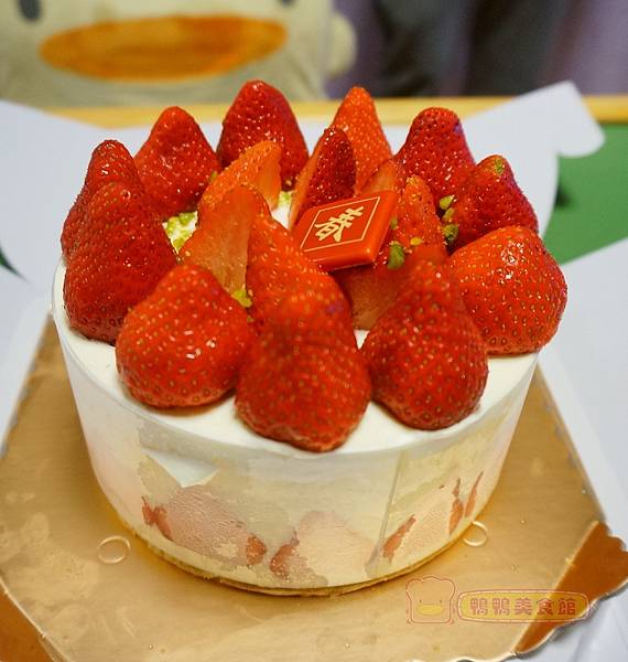 草莓夾心蛋糕2.JPG
