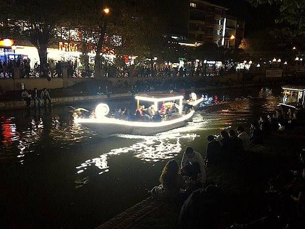 13219617_1348471628501819_512309346_n