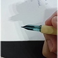 平和玻璃筆
