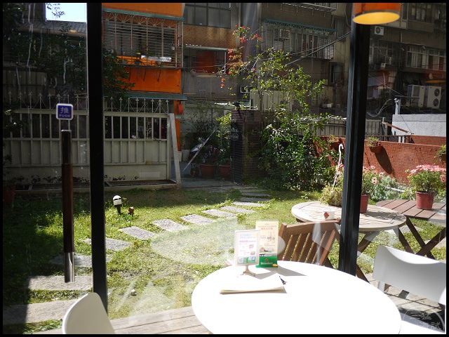 011.jpg 011.jpg