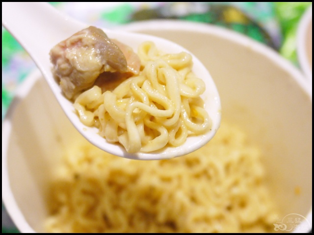 032.jpg 032.jpg