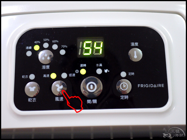 z064-2.jpg z064-2.jpg