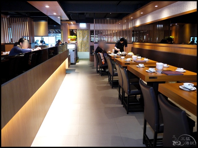 004.jpg 004.jpg