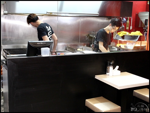 006.jpg 006.jpg