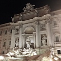 Fountain Trevi (Night)