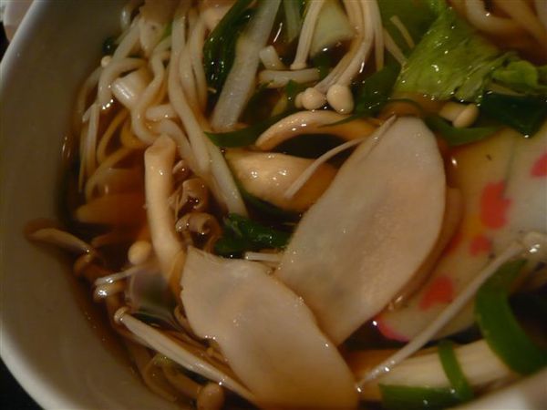 鮮茸菇湯麵(蕎麥) 進拍
