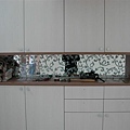 2008.11.26 工程完工-鞋櫃的花玻璃
