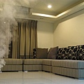 客廳那一個...也冒煙嚕...看起來好像煙火喔！哈哈
